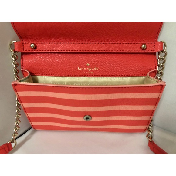Kate Spade Pink Striped Crossbody Purse with Gold Chain Accents - Picture 4 of 8
